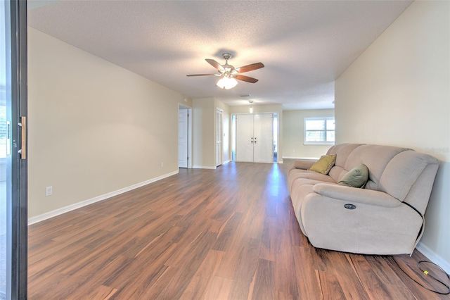 1812 NEW BEDFORD DRIVE, Sun City Center, FL 33573