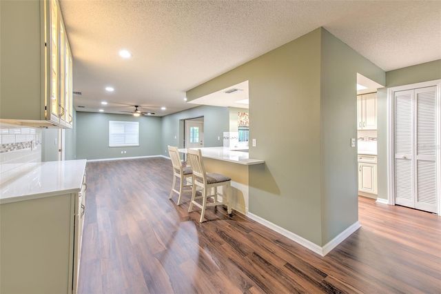 1812 NEW BEDFORD DRIVE, Sun City Center, FL 33573