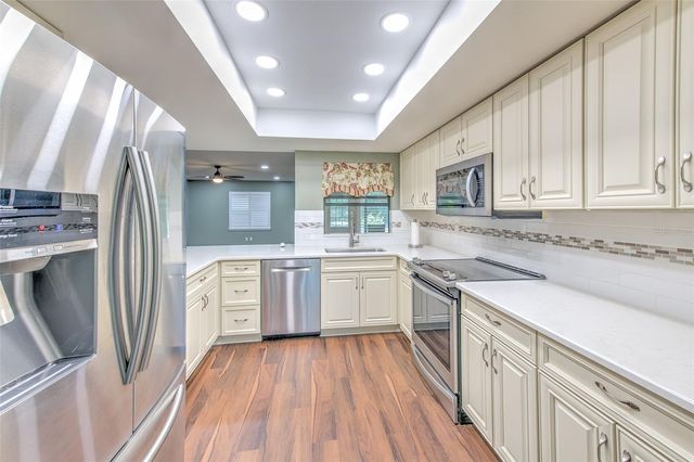 1812 NEW BEDFORD DRIVE, Sun City Center, FL 33573