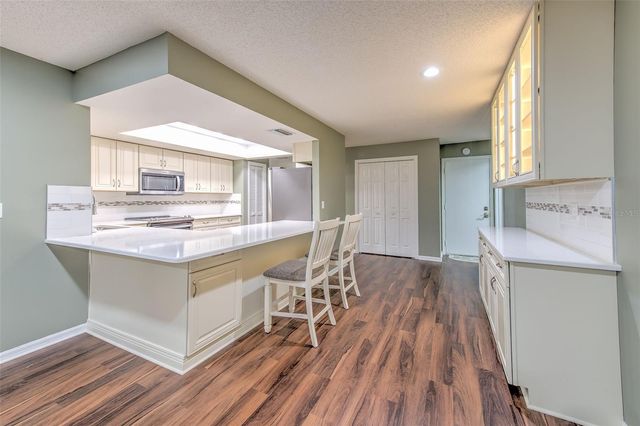 1812 NEW BEDFORD DRIVE, Sun City Center, FL 33573