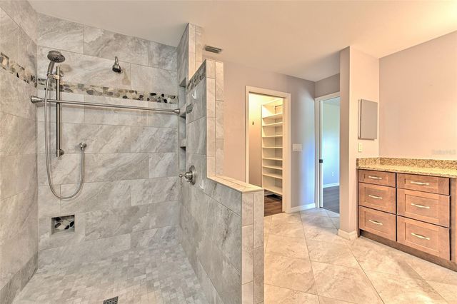 1812 NEW BEDFORD DRIVE, Sun City Center, FL 33573