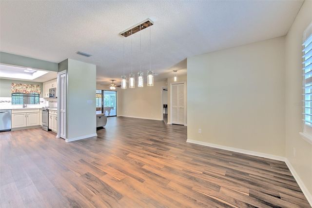 1812 NEW BEDFORD DRIVE, Sun City Center, FL 33573