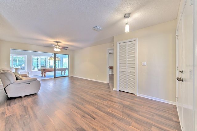 1812 NEW BEDFORD DRIVE, Sun City Center, FL 33573