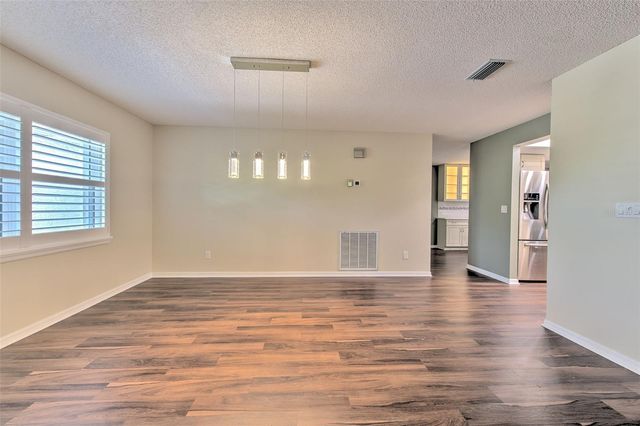 1812 NEW BEDFORD DRIVE, Sun City Center, FL 33573