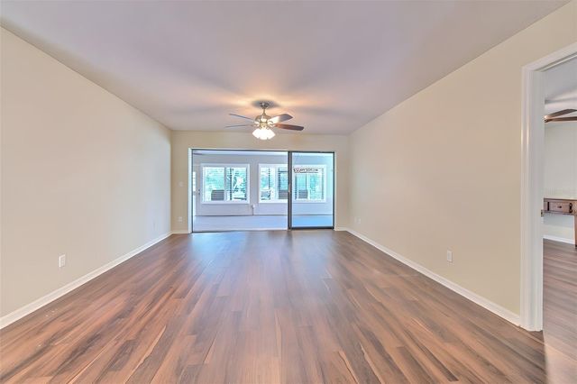 1812 NEW BEDFORD DRIVE, Sun City Center, FL 33573