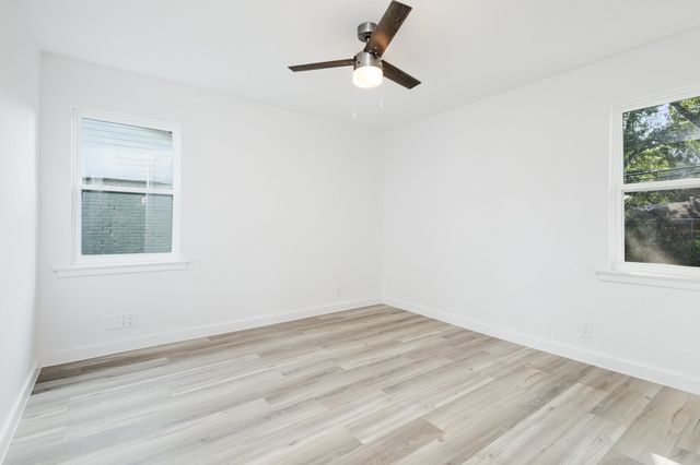 11046 Delford Circle, Dallas, TX 75228