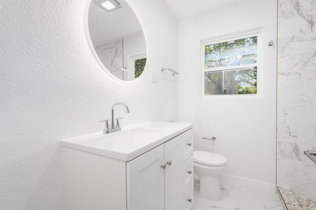 11046 Delford Circle, Dallas, TX 75228