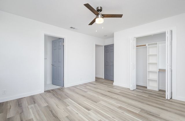 11046 Delford Circle, Dallas, TX 75228