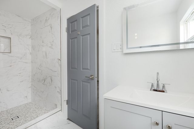 11046 Delford Circle, Dallas, TX 75228