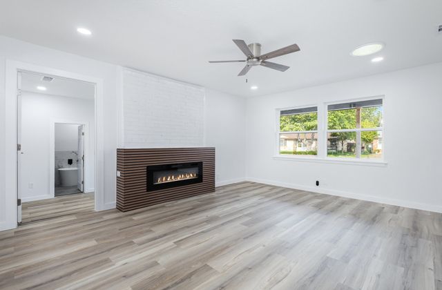 11046 Delford Circle, Dallas, TX 75228