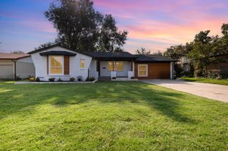 11046 Delford Circle, Dallas, TX 75228