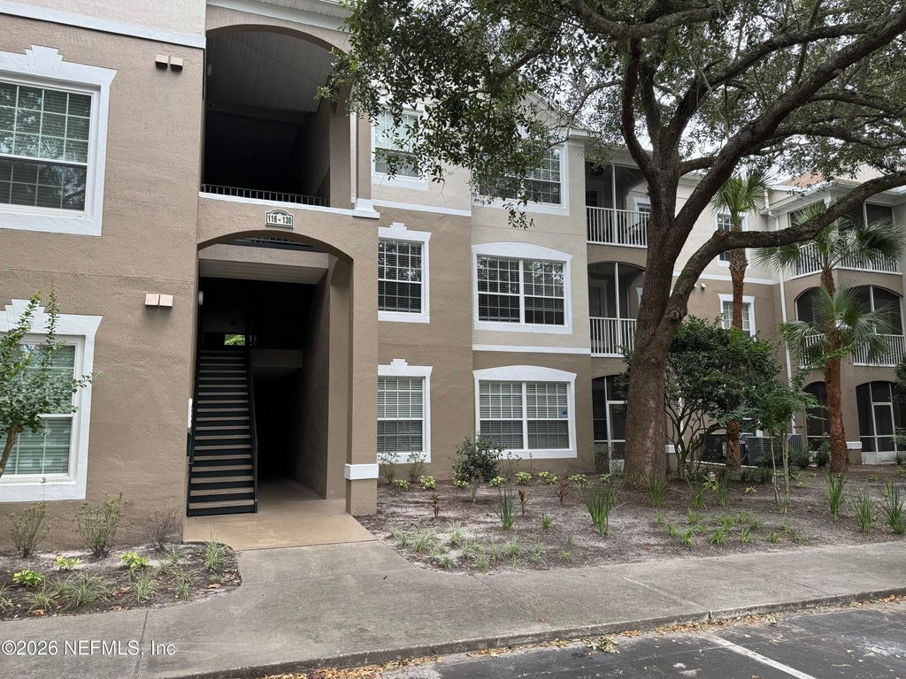 10550 BAYMEADOWS Road 120, Jacksonville, FL 32256