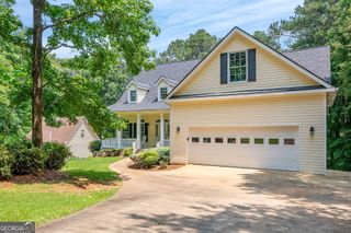 147 S Pine Cove Drive, Lagrange, GA 30240