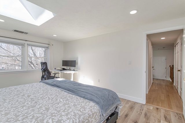 1210 Vfw Parkway 11, Boston, MA 02132