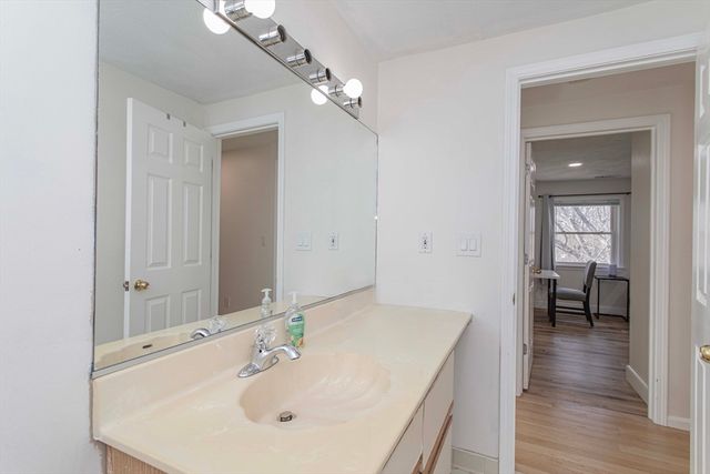 1210 Vfw Parkway 11, Boston, MA 02132