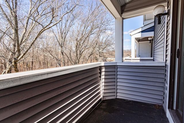 1210 Vfw Parkway 11, Boston, MA 02132