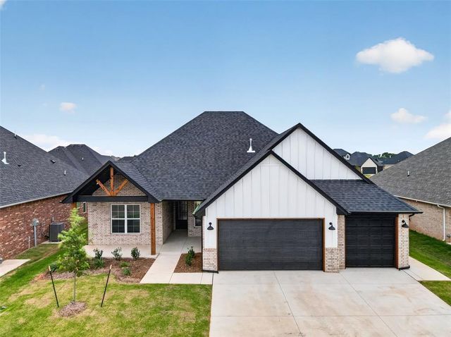 10404 SW 49th Street, Mustang, OK 73064