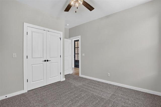 10404 SW 49th Street, Mustang, OK 73064