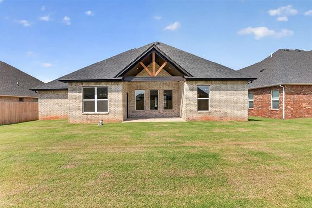 10404 SW 49th Street, Mustang, OK 73064