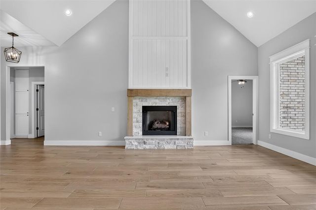 10404 SW 49th Street, Mustang, OK 73064