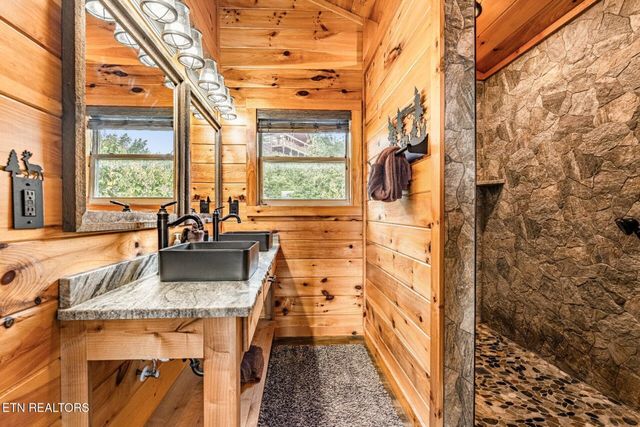 1876 Billard Way, Sevierville, TN 37876