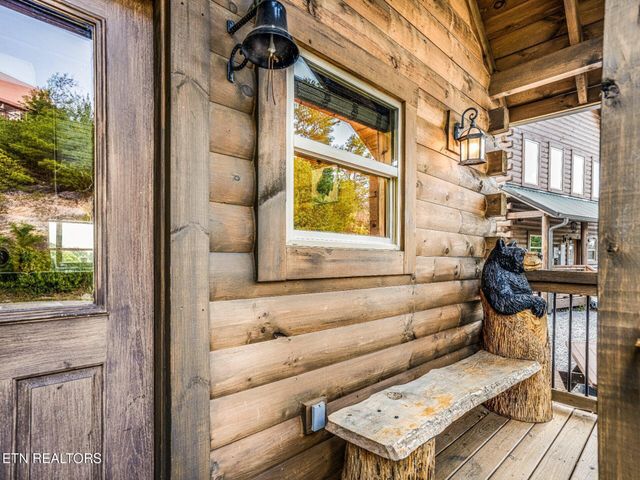 1876 Billard Way, Sevierville, TN 37876