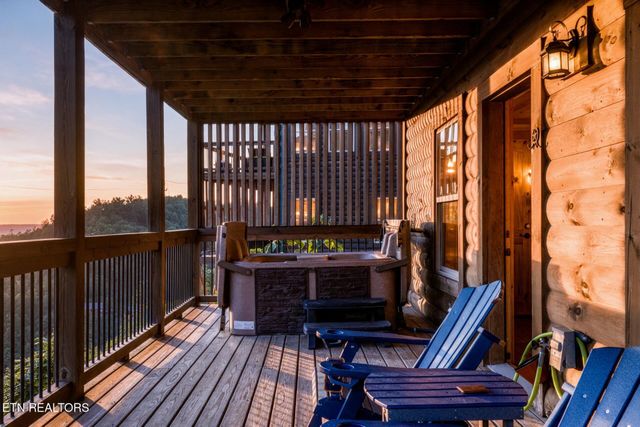 1876 Billard Way, Sevierville, TN 37876