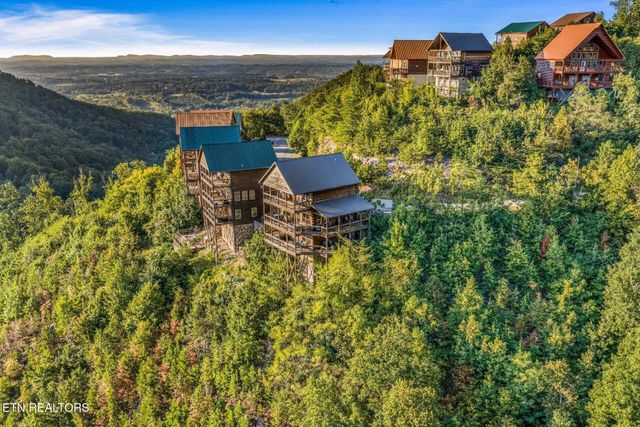 1876 Billard Way, Sevierville, TN 37876