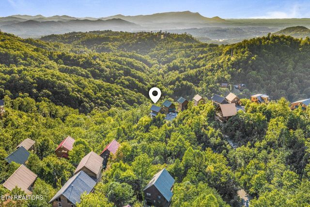 1876 Billard Way, Sevierville, TN 37876