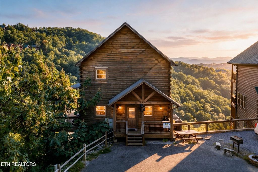 1876 Billard Way, Sevierville, TN 37876