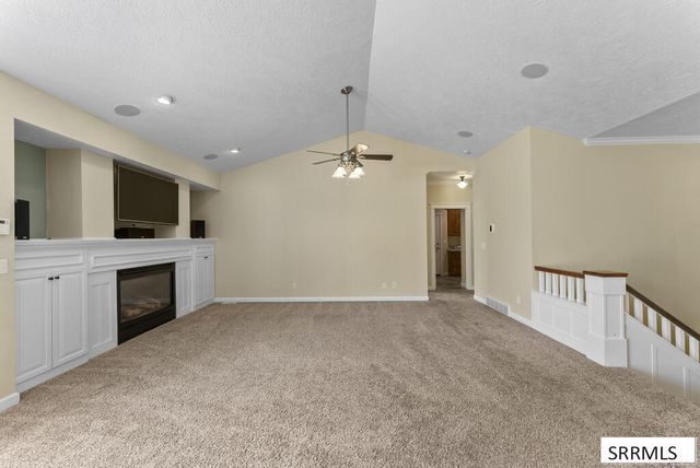 332 Beulahs Lane, Idaho Falls, ID 83401