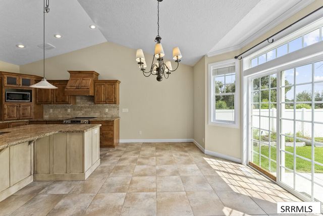 332 Beulahs Lane, Idaho Falls, ID 83401