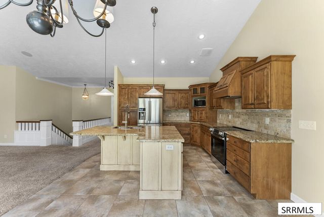 332 Beulahs Lane, Idaho Falls, ID 83401