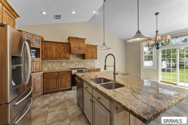 332 Beulahs Lane, Idaho Falls, ID 83401