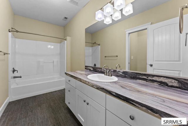332 Beulahs Lane, Idaho Falls, ID 83401