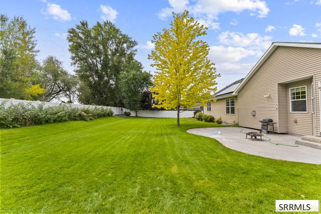 332 Beulahs Lane, Idaho Falls, ID 83401