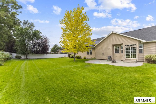 332 Beulahs Lane, Idaho Falls, ID 83401