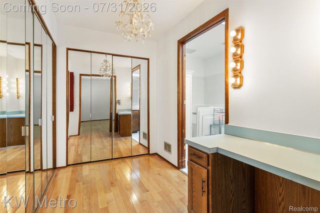 56811 Foxcroft Court, Shelby Charter Township, MI 48316