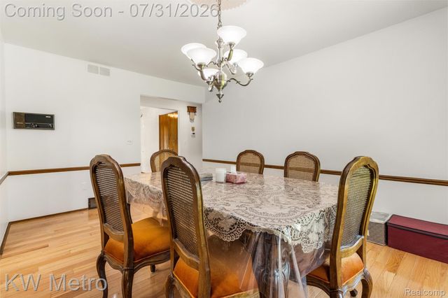 56811 Foxcroft Court, Shelby Charter Township, MI 48316