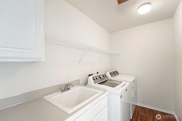 1048 Cassius Court, Camano Island, WA 98282