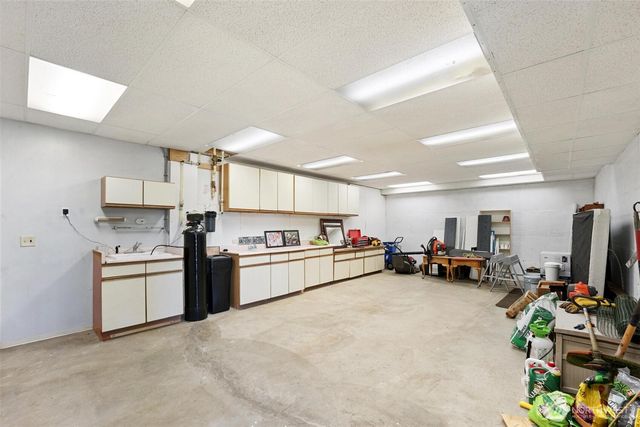 1048 Cassius Court, Camano Island, WA 98282