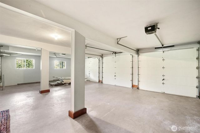 1048 Cassius Court, Camano Island, WA 98282