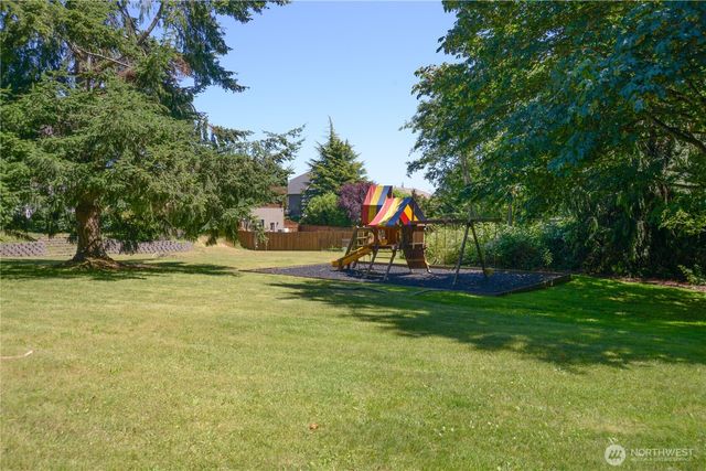 1048 Cassius Court, Camano Island, WA 98282