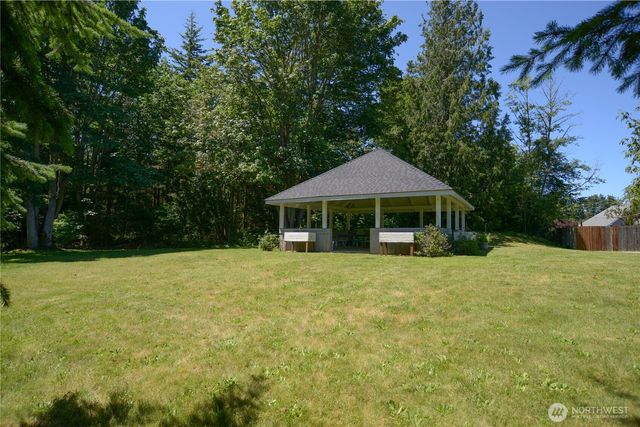 1048 Cassius Court, Camano Island, WA 98282