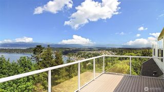 1048 Cassius Court, Camano Island, WA 98282
