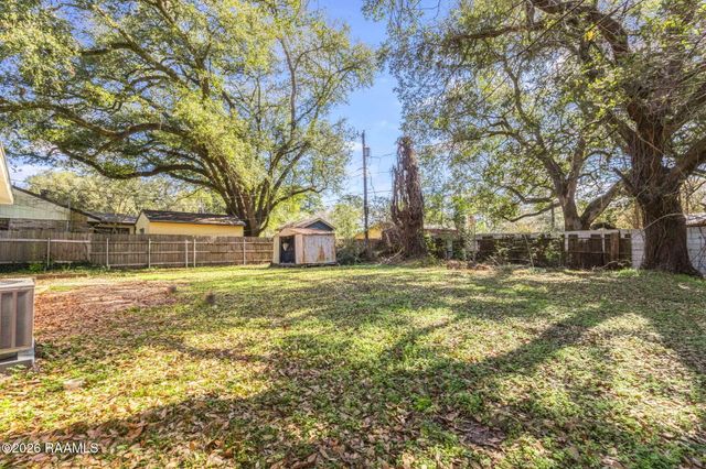 108 Homas Road, Lafayette, LA 70501