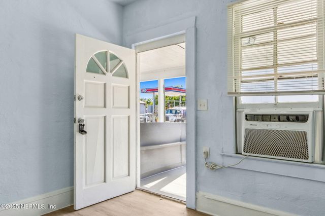 1425 CLEVELAND Street, Jacksonville, FL 32209