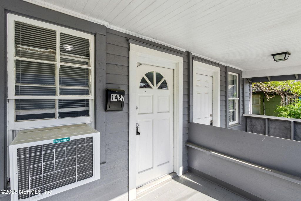 1425 CLEVELAND Street, Jacksonville, FL 32209