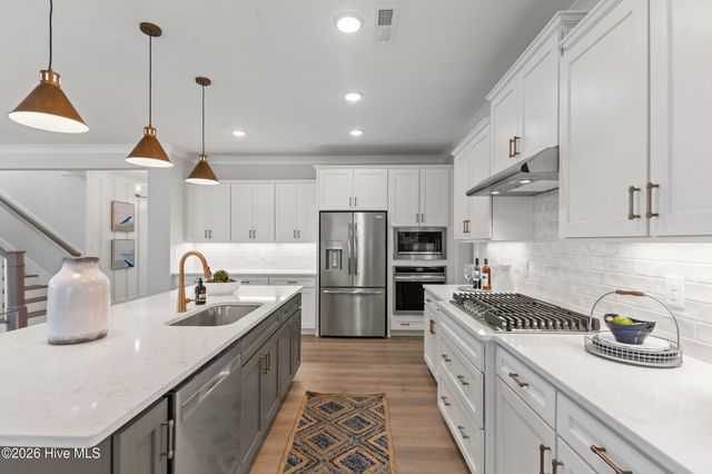 565 Sailor Sky Way 393, Hampstead, NC 28443