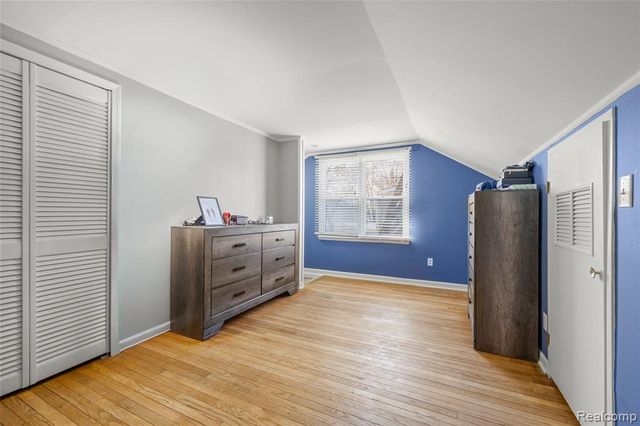 35541 Glenwood Road, Wayne, MI 48184